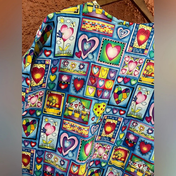 PEACHES Scrub Top Nurse Dental Pediatric Vet Tech RETRO Pink Polka Dot Medium - Picture 2 of 6